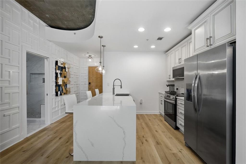 400 W Peachtree Street NW Unit 705