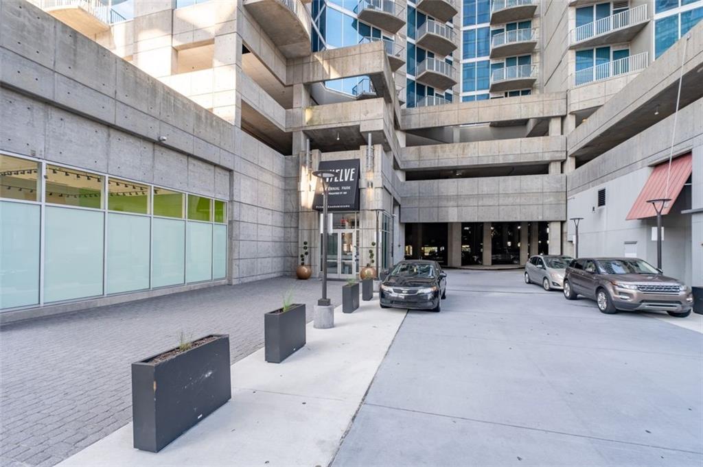 400 W Peachtree Street NW Unit 705