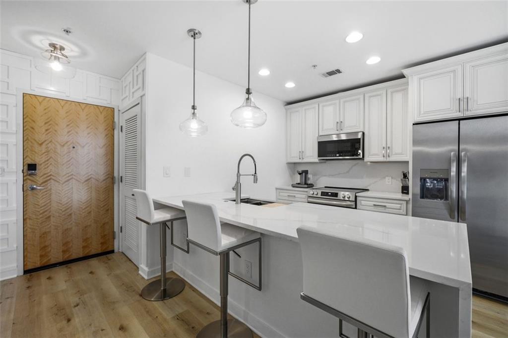 400 W Peachtree Street NW Unit 705