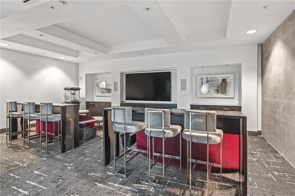 400 W Peachtree Street NW Unit 1908
