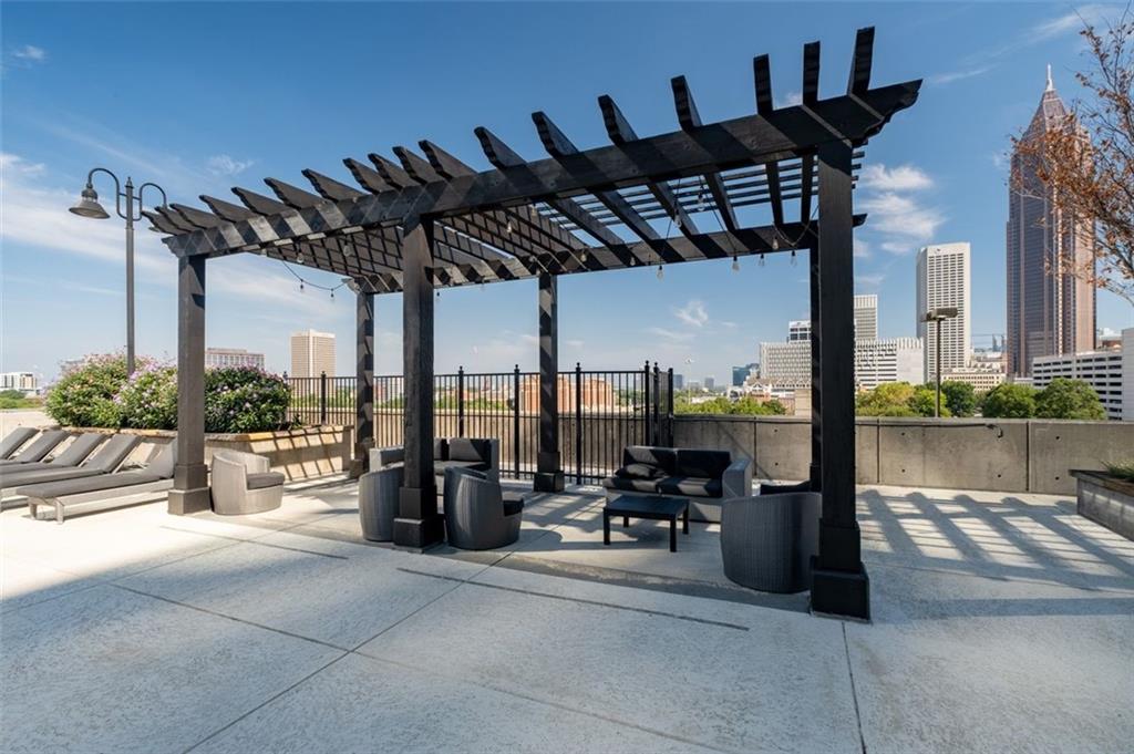 400 W Peachtree Street NW Unit 1908