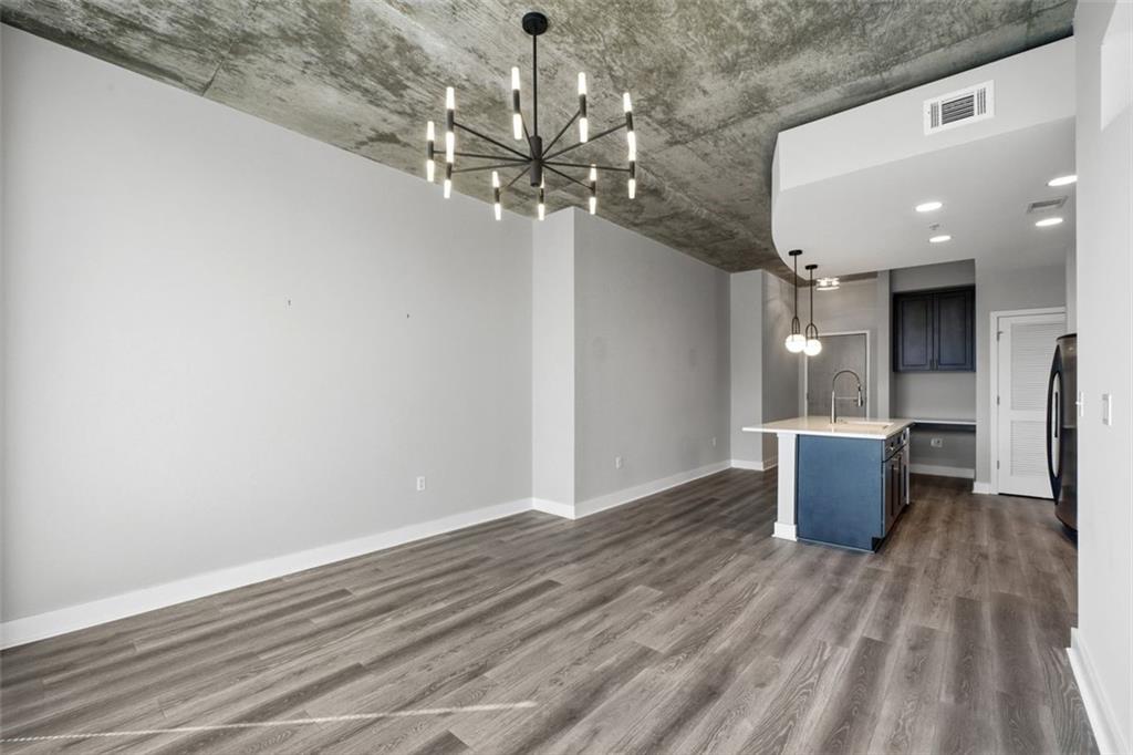 400 W Peachtree Street NW Unit 1908