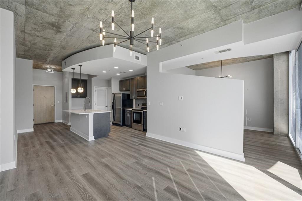 400 W Peachtree Street NW Unit 1908