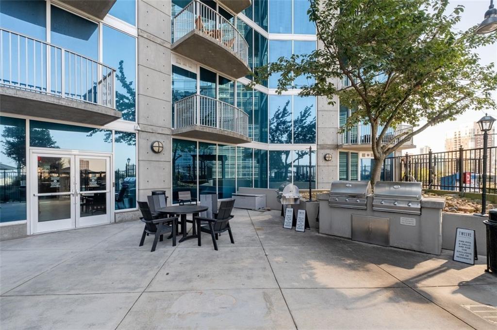400 W Peachtree Street NW Unit 1908