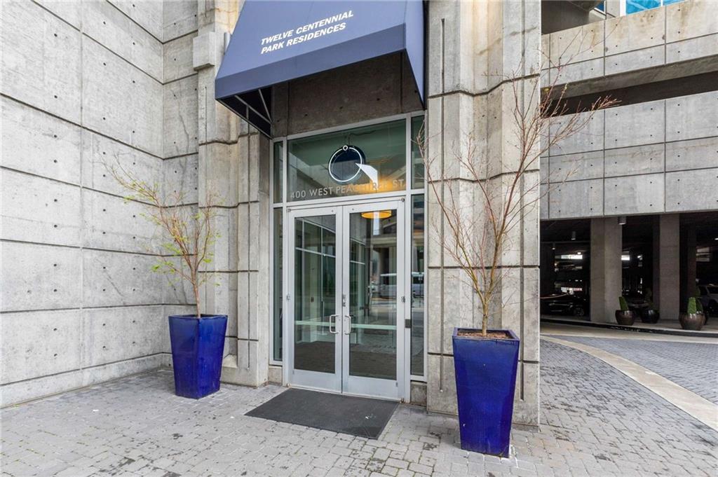 400 W Peachtree Street NW Unit 1908