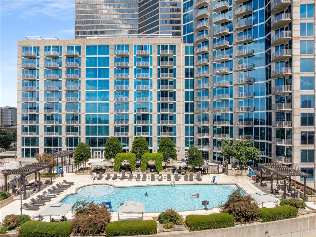 400 W Peachtree Street NW Unit 1908