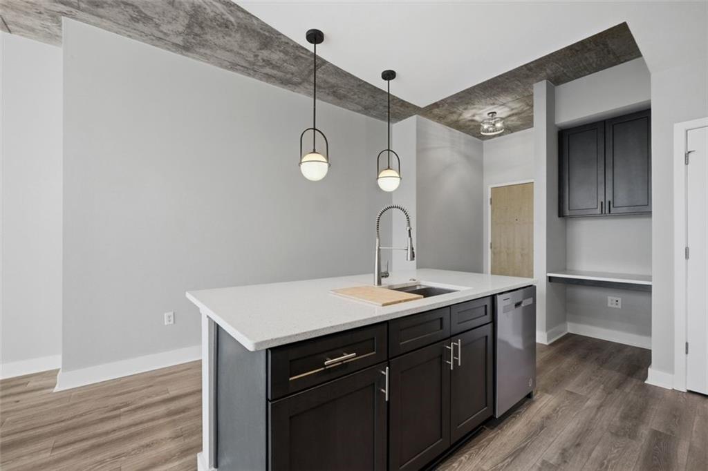 400 W Peachtree Street NW Unit 1908