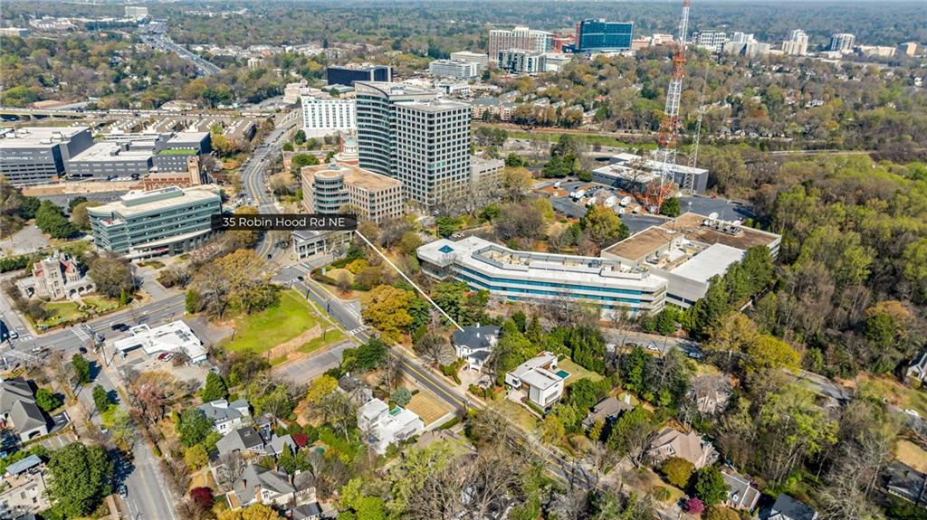 35 Robin Hood Road NE