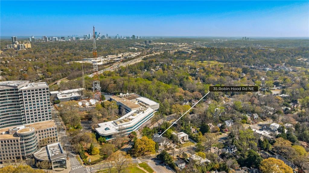 35 Robin Hood Road NE