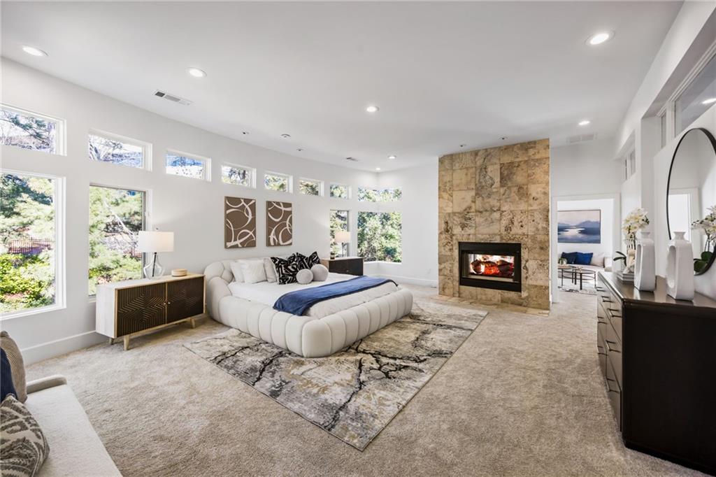 35 Robin Hood Road NE