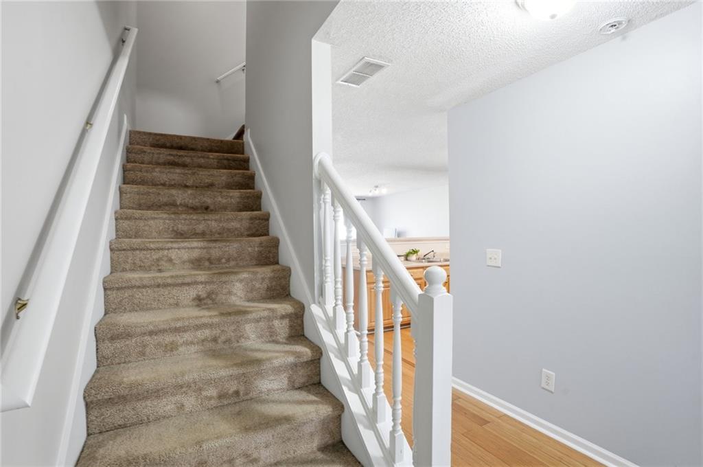 5339 Creekview Lane