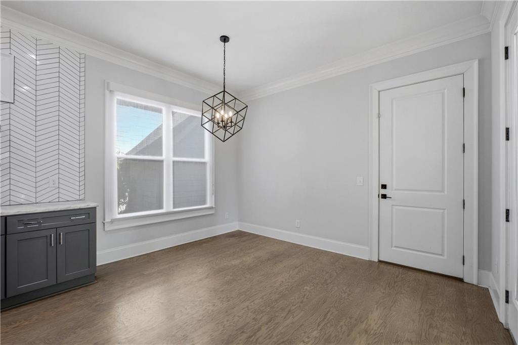 1464 Glenwood Avenue SE