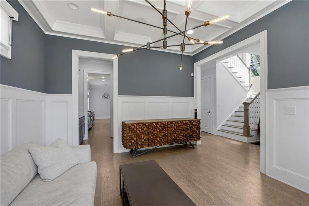 1464 Glenwood Avenue SE