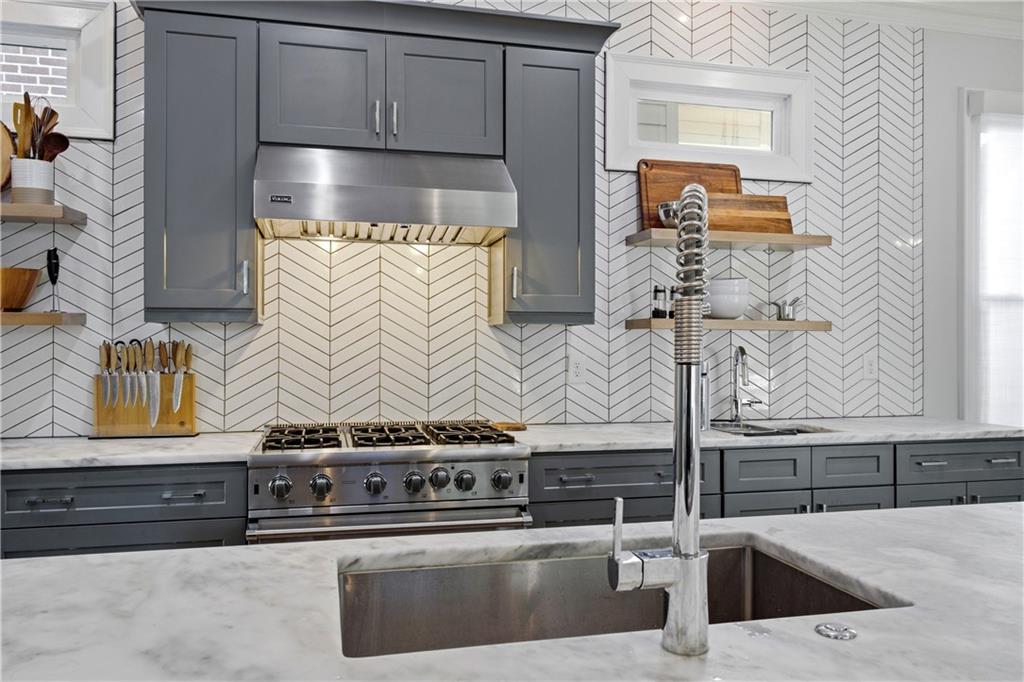 1464 Glenwood Avenue SE