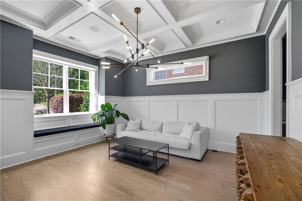 1464 Glenwood Avenue SE