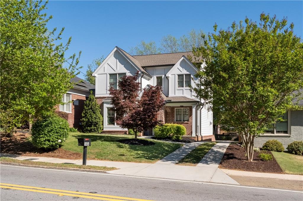 1464 Glenwood Avenue SE