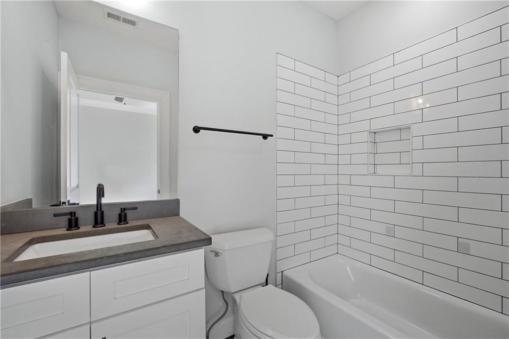 1464 Glenwood Avenue SE