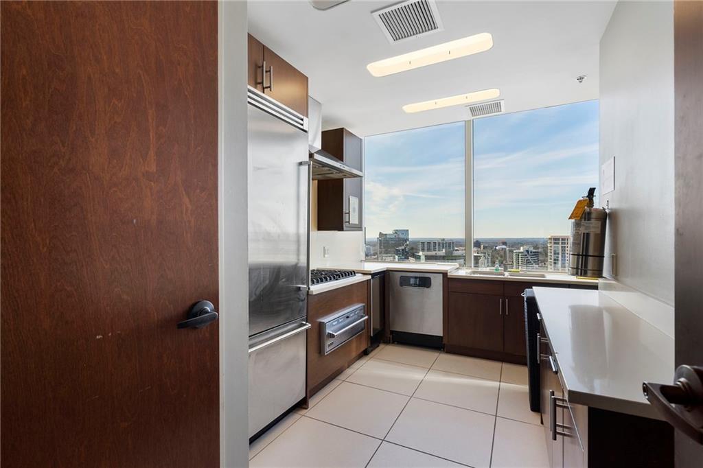 3630 Peachtree Road NE Unit 2204