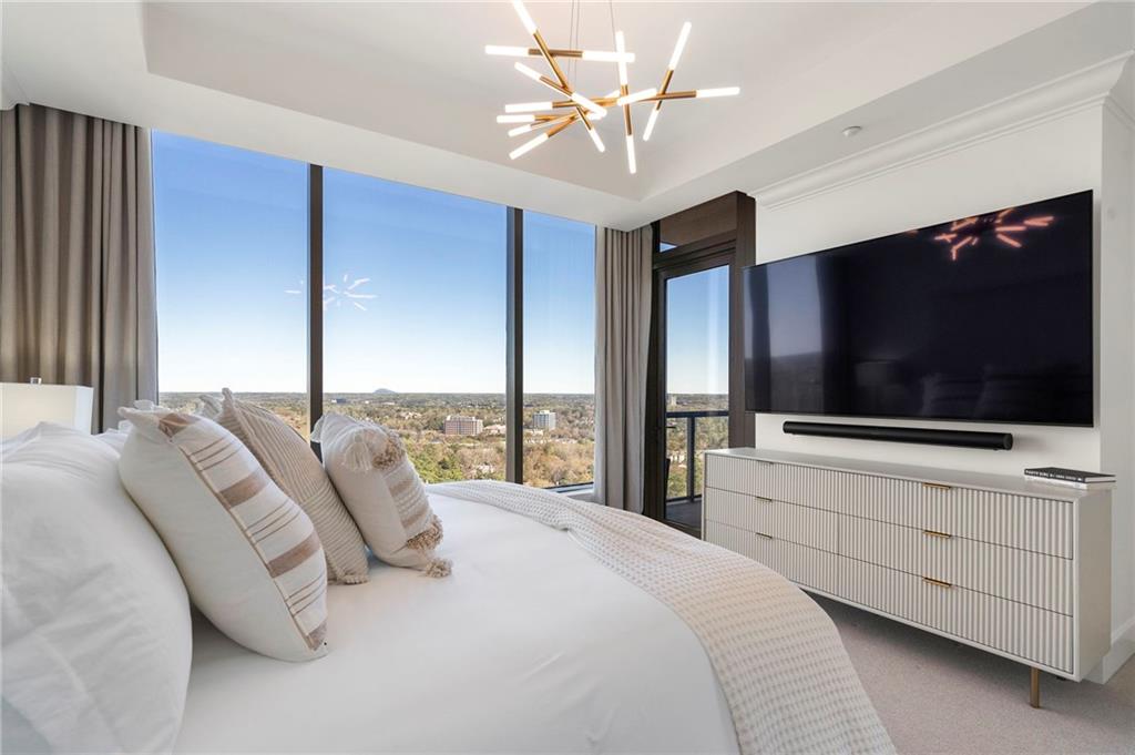 3630 Peachtree Road NE Unit 2204