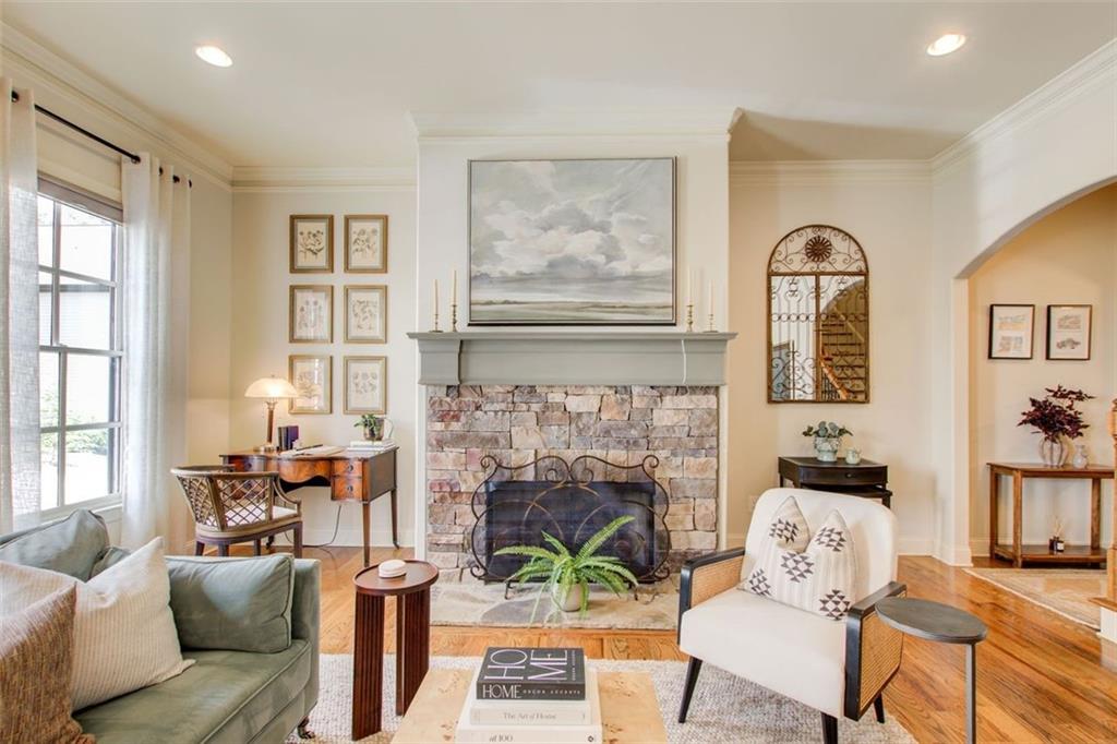 223 Trecastle Square