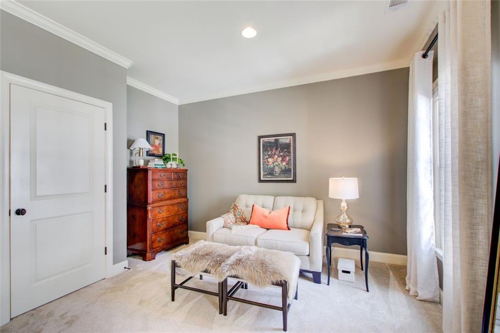 223 Trecastle Square