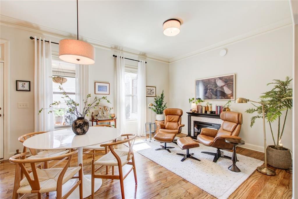 223 Trecastle Square