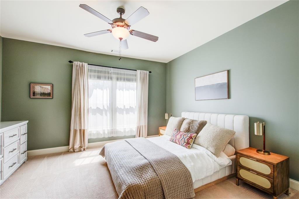 223 Trecastle Square