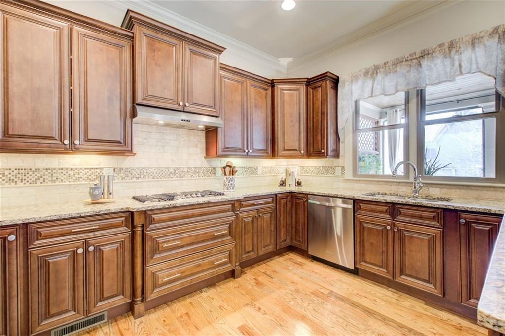 223 Trecastle Square