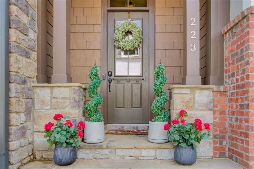 223 Trecastle Square