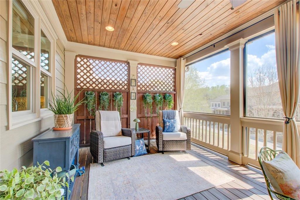 223 Trecastle Square