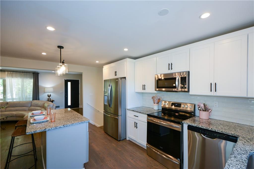2501 Pine Branch Way