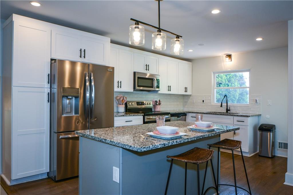 2501 Pine Branch Way