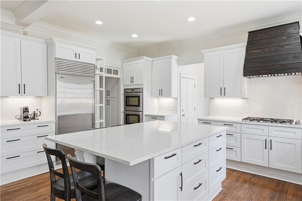 1124 Moores Mill Road NW
