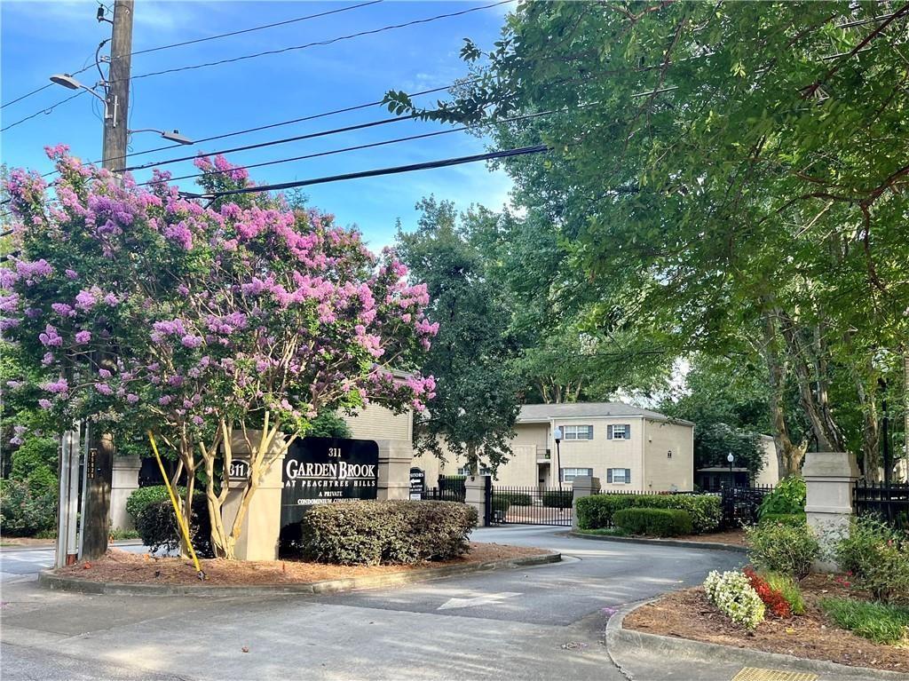 311 Peachtree Hills Avenue NE Unit 7A