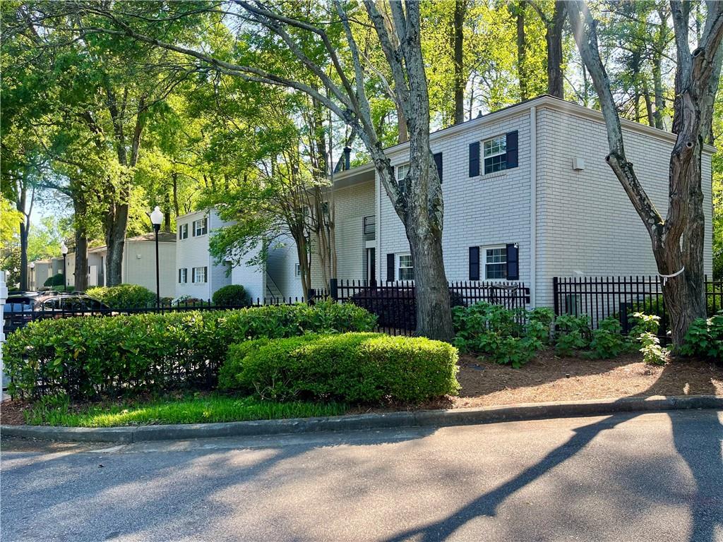 311 Peachtree Hills Avenue NE Unit 7A