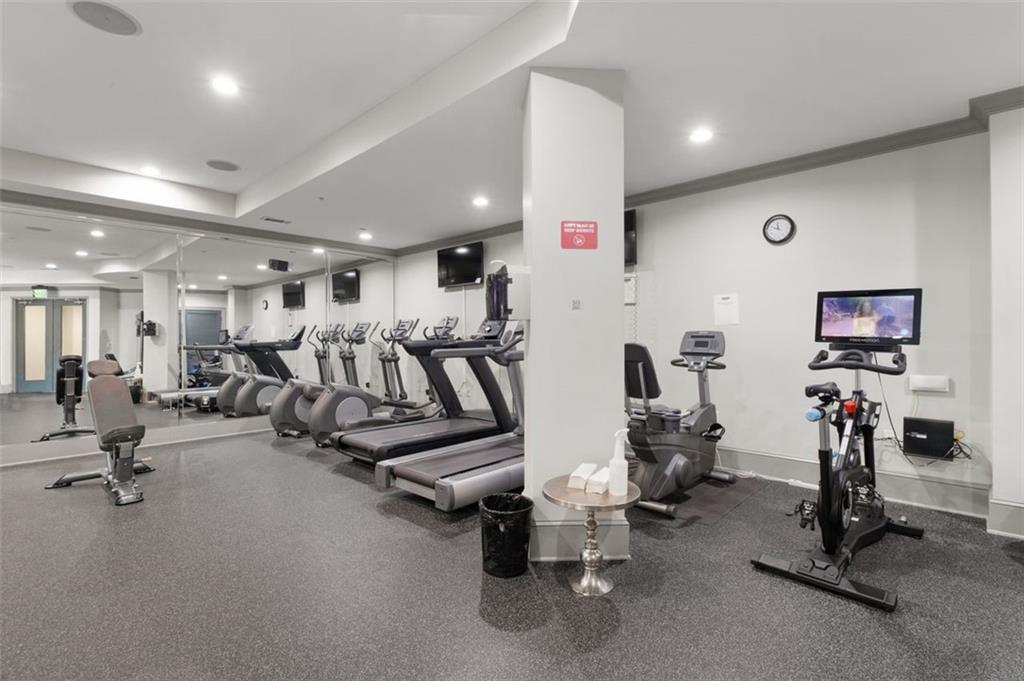 3621 VININGS SLOPE SE Unit 2516