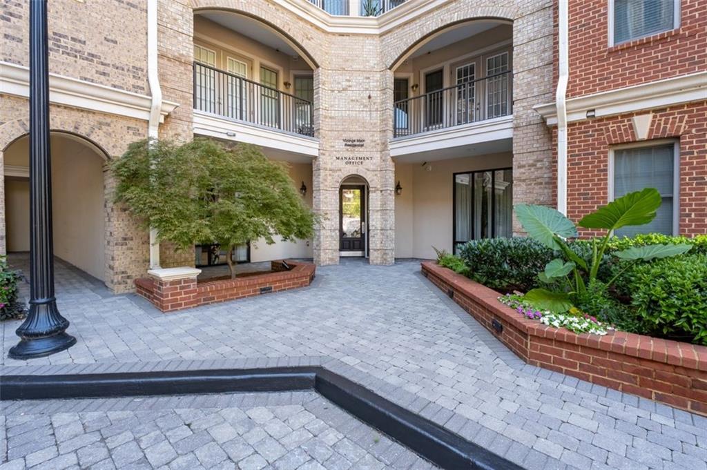 3621 VININGS SLOPE SE Unit 2516