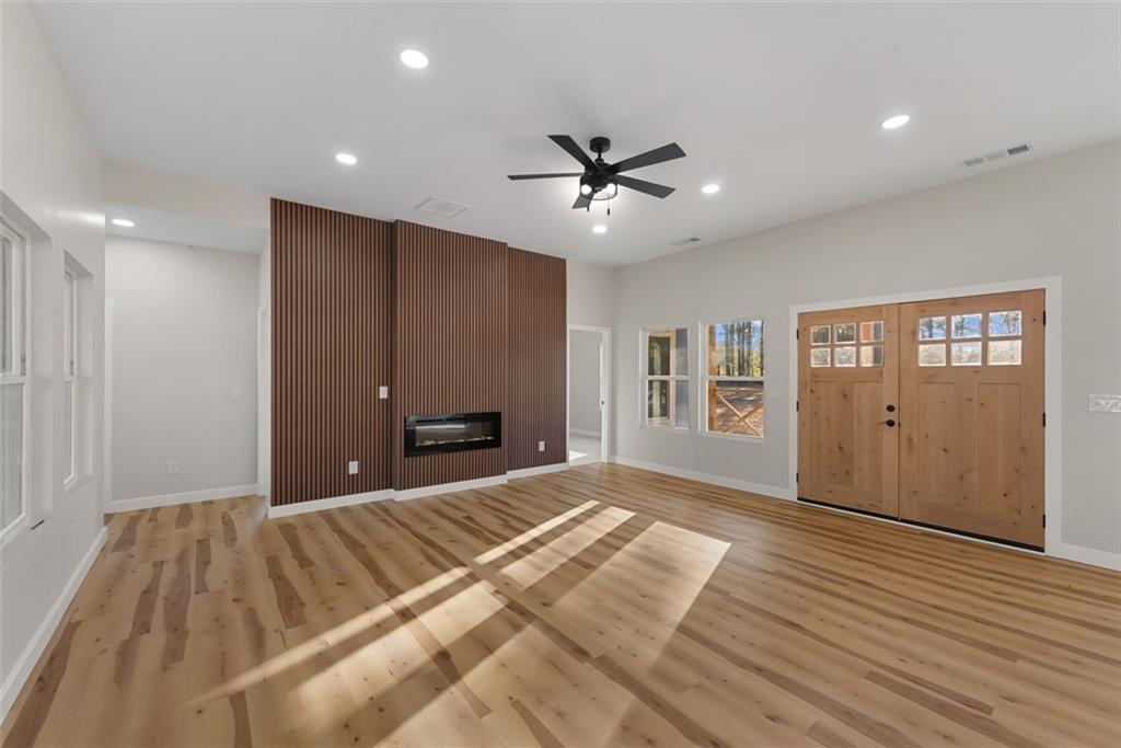 705 SEABOLT Road