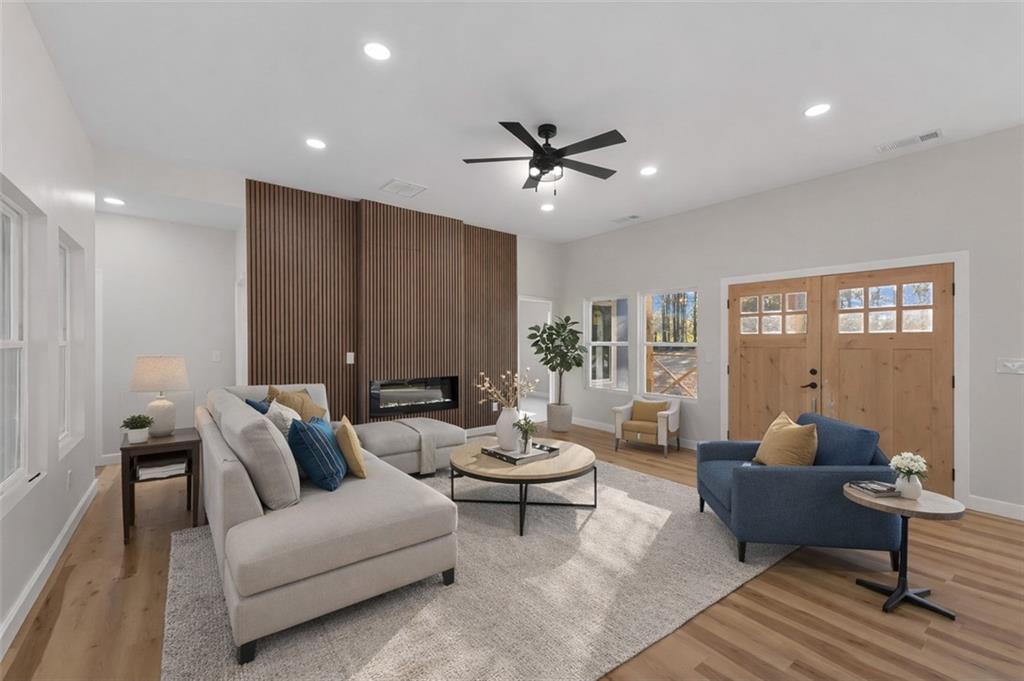 705 SEABOLT Road