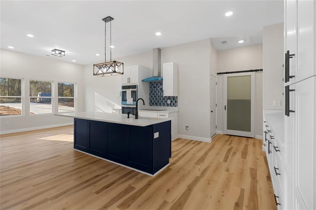 705 SEABOLT Road