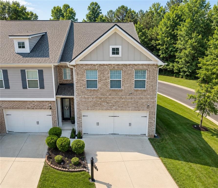 5888 Radford Loop