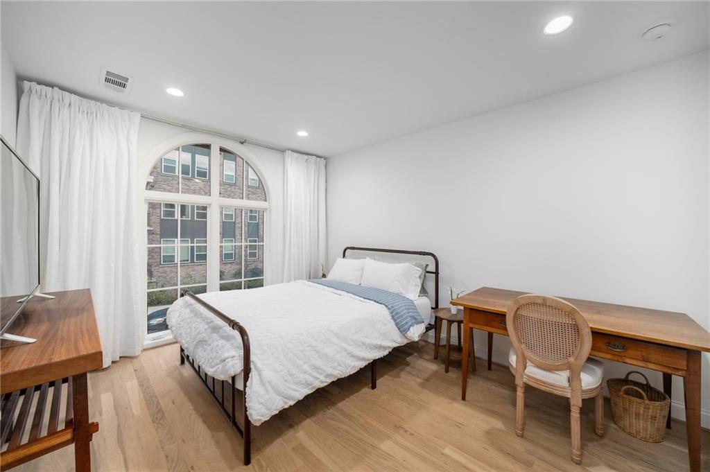 12 Bass Street SE