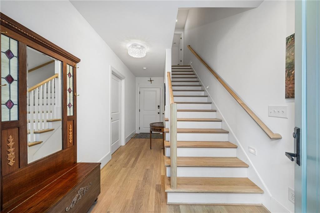 12 Bass Street SE