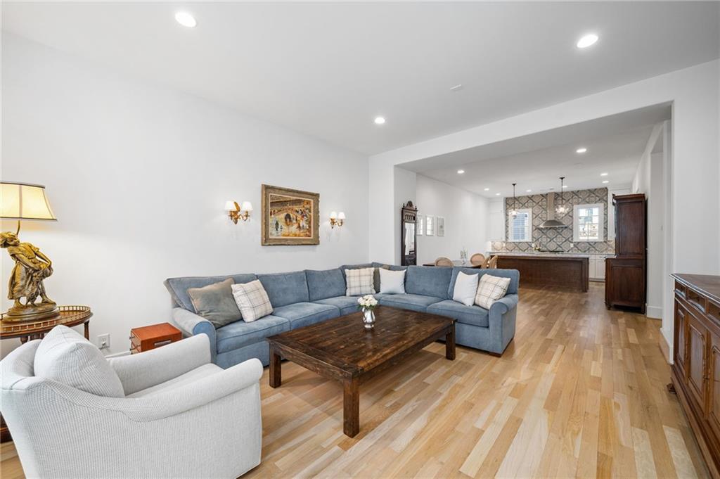 12 Bass Street SE