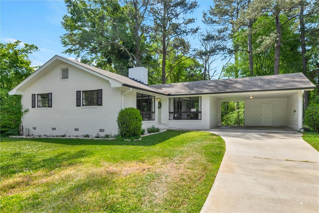 245 Lunie Drive SW