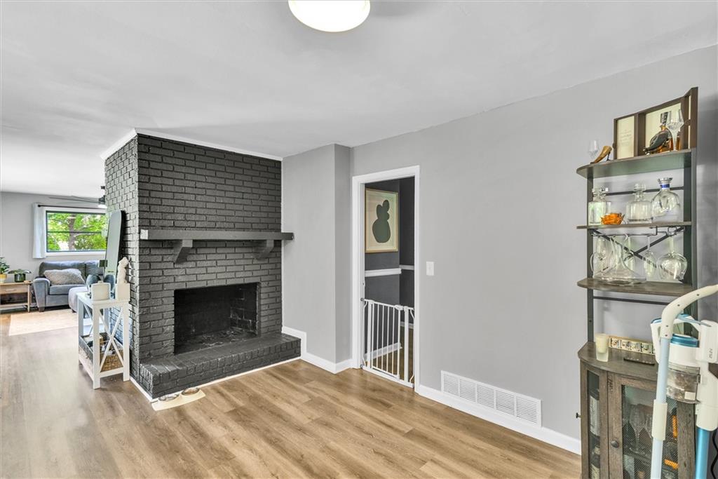 245 Lunie Drive SW
