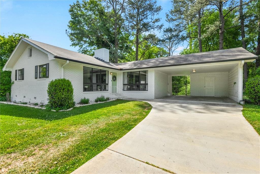 245 Lunie Drive SW