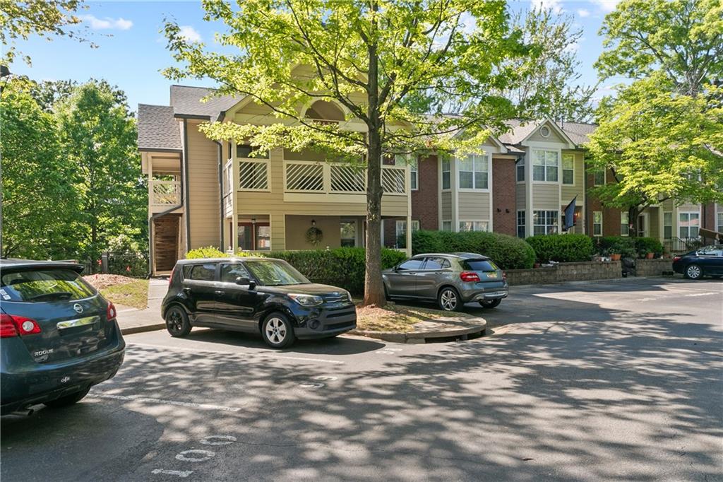 524 Mcgill Place NE Unit 524