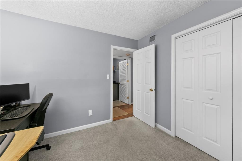 524 Mcgill Place NE Unit 524