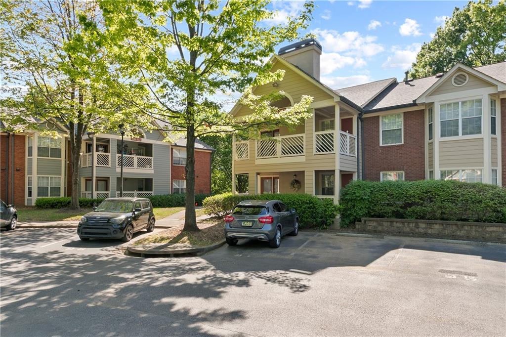 524 Mcgill Place NE Unit 524